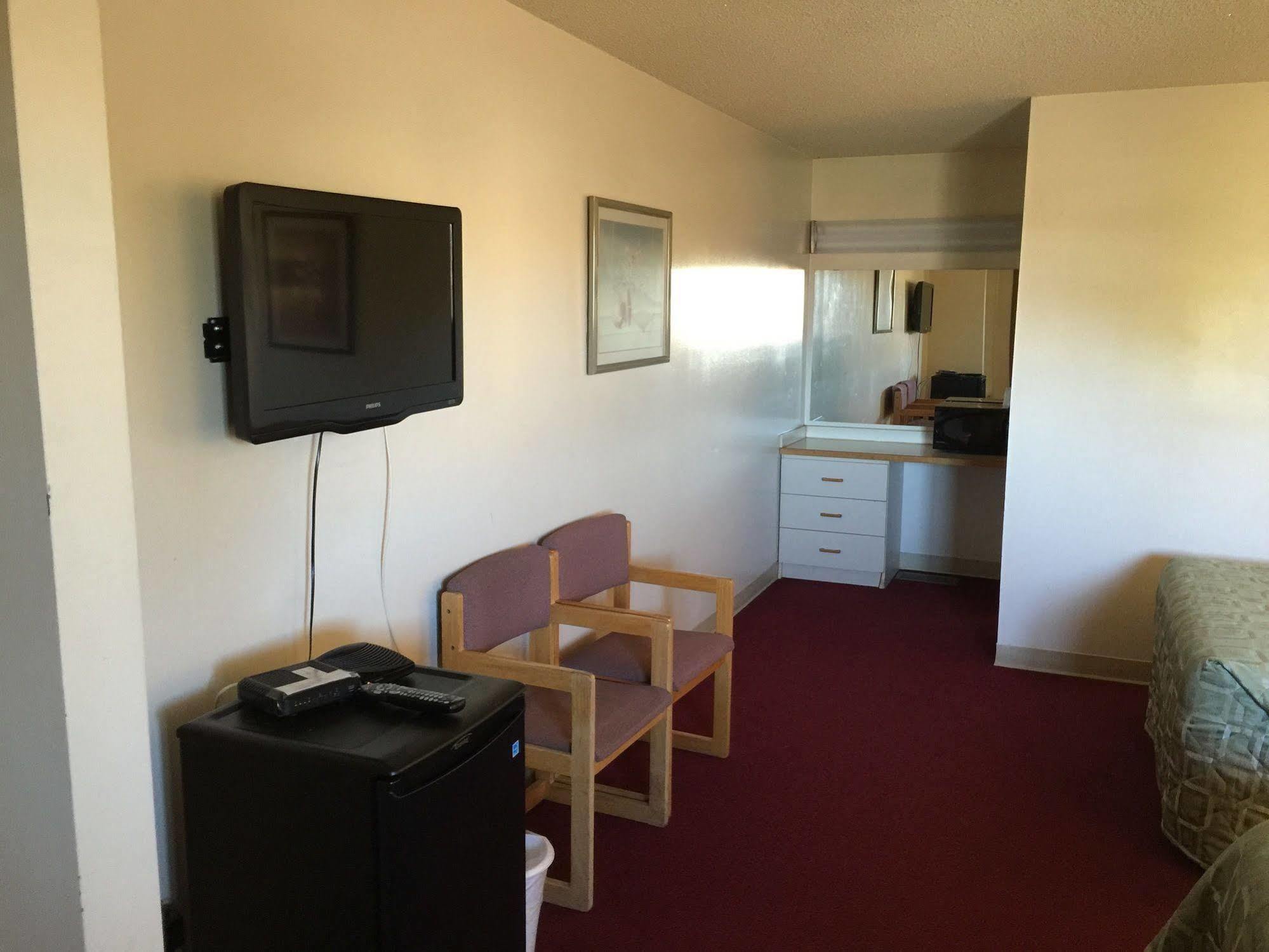 Voyageur Motel Тандер-Бей Экстерьер фото
