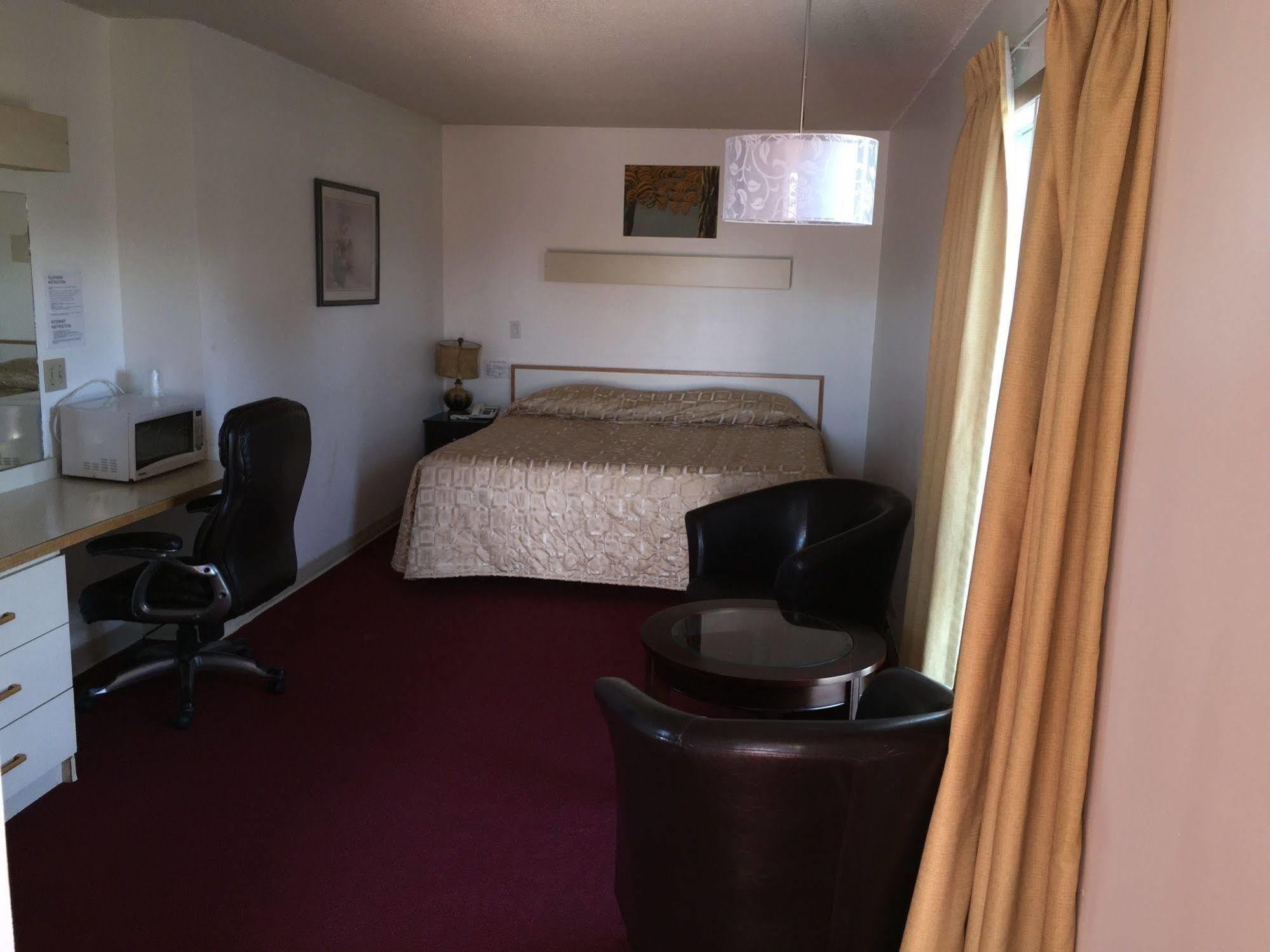 Voyageur Motel Тандер-Бей Экстерьер фото